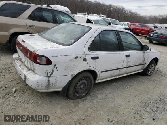 ✅ 1996 Nissan Sentra XE • VIN: 1N4AB41D6TC746369 • Лот: 46233065. Опубликован ранее на Copart с пробегом 55 700 миль. Бесплатный доступ к архиву аукционных продаж из США и подробный отчёт об истории автомобиля на DreamBid. Изображение 3.