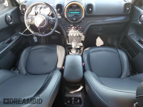 ✅ 2020 MINI Countryman Cooper • VIN: WMZYW5C0XL3L09357 • Лот: 80528574. Опубликован ранее на Copart с пробегом 108 961 миль. Бесплатный доступ к архиву аукционных продаж из США и подробный отчёт об истории автомобиля на DreamBid. Изображение 8.