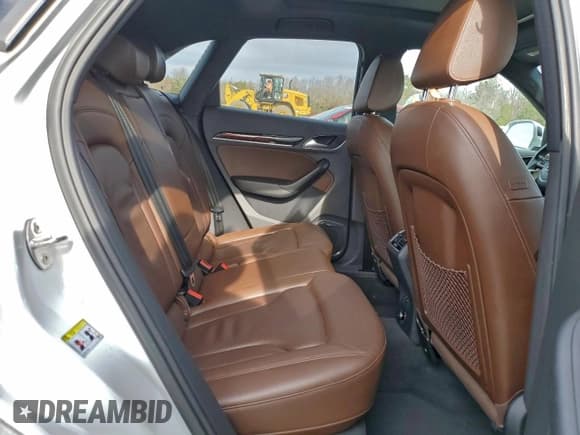 ✅ 2016 Audi Q3 Prestige • VIN: WA1GFCFS8GR014204 • Lot: 95807505. Listed on Copart with 161,783 mi. Free auction sales archive from the USA and detailed vehicle history report at DreamBid. Image 10.