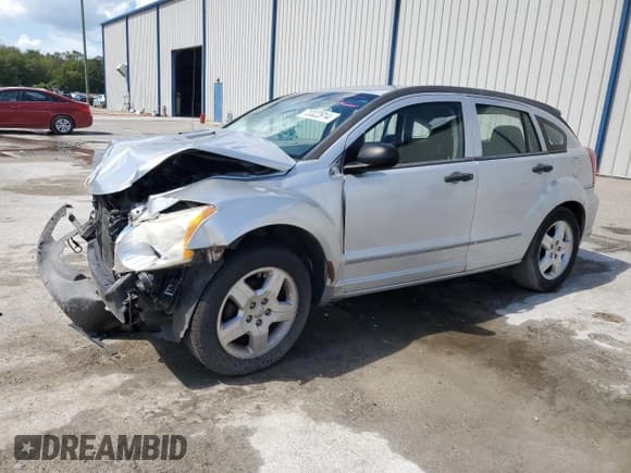 ✅ 2008 Dodge Caliber SXT • VIN: 1B3HB48B78D723585 • Лот: 73322914. Опубликован ранее на Copart с пробегом 170 731 миль. Бесплатный доступ к архиву аукционных продаж из США и подробный отчёт об истории автомобиля на DreamBid. Изображение 1.