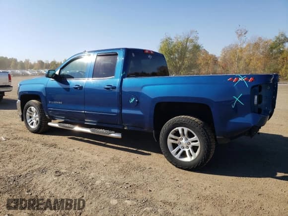 ✅ 2019 Chevrolet Silverado 1500 LT • VIN: 2GCVKPEC1K1114365 • Lot: 77157034. Wystawiony na Copart z przebiegiem 90 077 mil. Bezpłatny archiwum sprzedaży aukcyjnych z USA i szczegółowy raport historii pojazdu na DreamBid. Zdjęcie 2.