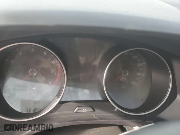 ✅ 2021 Volkswagen Tiguan SE • VIN: 3VV2B7AX2MM003591 • Lot: 92635935. Wystawiony na Copart z przebiegiem Nie podano. Bezpłatny archiwum sprzedaży aukcyjnych z USA i szczegółowy raport historii pojazdu na DreamBid. Zdjęcie 9.