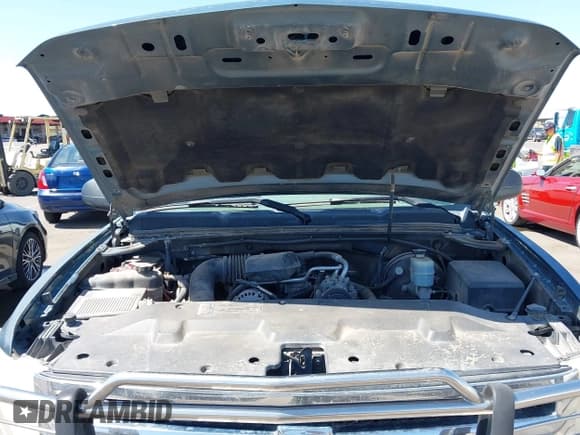 ✅ 2007 Chevrolet Silverado 1500 Work Truck • VIN: 1GCEC19X07Z652318 • Lot: 42432239. Listed on IAAI with 264,940 mi. Free auction sales archive from the USA and detailed vehicle history report at DreamBid. Image 10.