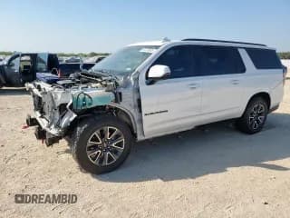 ✅ 2022 Chevrolet Suburban Z71 • VIN: 1GNSKDKD4NR322015 • Lot: 82237645. Listed on Copart with 43,578 mi. Free auction sales archive from the USA and detailed vehicle history report at DreamBid. Image 1.