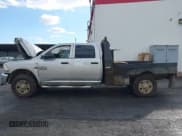 ✅ 2015 Ram 2500 Tradesman • VIN: 3C6UR5HL2FG548208 • Lot: 40566236. Wystawiony na IAAI z przebiegiem 177 580 mil. Bezpłatny archiwum sprzedaży aukcyjnych z USA i szczegółowy raport historii pojazdu na DreamBid. Zdjęcie 14.