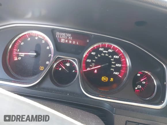 ✅ 2016 GMC Acadia Denali • VIN: 1GKKVTKD4GJ212646 • Lot: 43467529. Listed on IAAI with 111,203 mi. Free auction sales archive from the USA and detailed vehicle history report at DreamBid. Image 7.