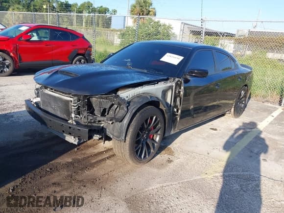 ✅ 2018 Dodge Charger R/T Scat Pack • VIN: 2C3CDXGJ6JH247601 • Лот: 42826030. Опубликован ранее на IAAI с пробегом 64 674 миль. Бесплатный доступ к архиву аукционных продаж из США и подробный отчёт об истории автомобиля на DreamBid. Изображение 2.