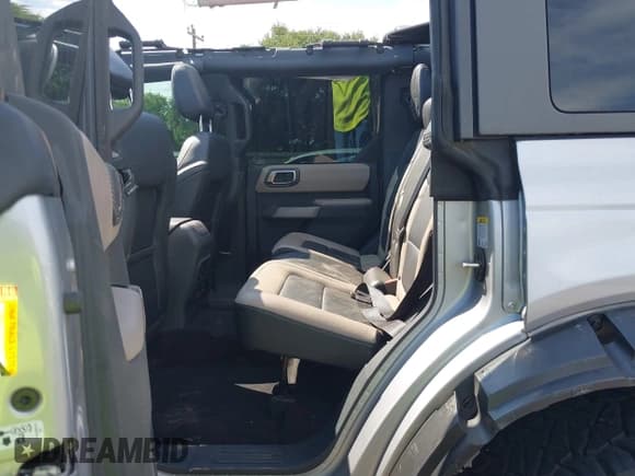 ✅ 2022 Ford Bronco • VIN: 1FMEE5DP4NLB43630 • Lot: 42457491. Listed on IAAI with 15,436 mi. Free auction sales archive from the USA and detailed vehicle history report at DreamBid. Image 8.