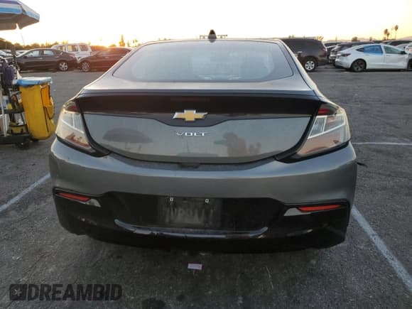 ✅ 2017 Chevrolet Volt LT • VIN: 1G1RC6S51HU148973 • Lot: 82004904. Wystawiony na Copart z przebiegiem 75 794 mil. Bezpłatny archiwum sprzedaży aukcyjnych z USA i szczegółowy raport historii pojazdu na DreamBid. Zdjęcie 6.