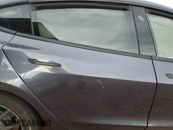 ✅ 2022 Tesla Model 3 • VIN: 5YJ3E1EAXNF189996 • Лот: 90642805. Опубликован ранее на Copart с пробегом Не указан. Бесплатный доступ к архиву аукционных продаж из США и подробный отчёт об истории автомобиля на DreamBid. Изображение 10.