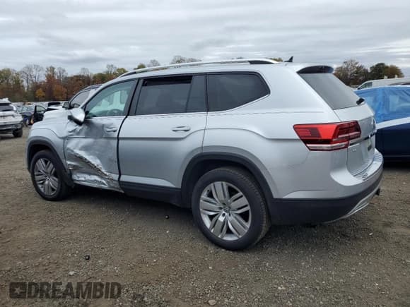 ✅ 2019 Volkswagen Atlas SE • VIN: 1V2WR2CA5KC545644 • Lot: 90772645. Listed on Copart with 24,162 mi. Free auction sales archive from the USA and detailed vehicle history report at DreamBid. Image 2.