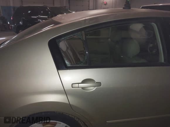 ✅ 2004 Nissan Maxima SL • VIN: 1N4BA41E84C856485 • Lot: 43885908. Listed on IAAI with 160,662 mi. Free auction sales archive from the USA and detailed vehicle history report at DreamBid. Image 6.