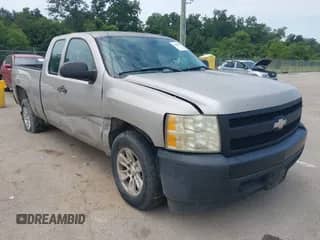 2008 Chevrolet Silverado 1500 1LT с VIN 1GCEC19C18Z299568, выставлен на аукционе IAAI как лот 43083127 с пробегом 115 572 миль миль и . История ставок и продаж доступна на DreamBid. Изображение 1.