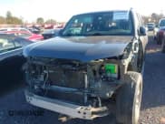 ✅ 2018 Toyota 4Runner SR5 • VIN: JTEBU5JR2J5493686 • Lot: 43621613. Wystawiony na IAAI z przebiegiem 86 723 mil. Bezpłatny archiwum sprzedaży aukcyjnych z USA i szczegółowy raport historii pojazdu na DreamBid. Zdjęcie 6.