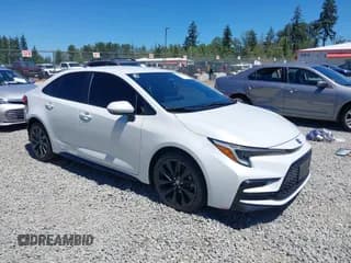 ✅ 2023 Toyota Corolla Hybrid LE • VIN: JTDBCMFE5P3015290 • Lot: 42461051. Wystawiony na IAAI z przebiegiem 59 959 mil. Bezpłatny archiwum sprzedaży aukcyjnych z USA i szczegółowy raport historii pojazdu na DreamBid. Zdjęcie 1.