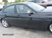 ✅ 2013 BMW 3 Series 328i • VIN: WBA3C1G50DNR45449 • Lot: 42652228. Wystawiony na IAAI z przebiegiem 157 126 mil. Bezpłatny archiwum sprzedaży aukcyjnych z USA i szczegółowy raport historii pojazdu na DreamBid. Zdjęcie 13.