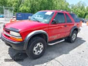 ✅ 2001 Chevrolet Blazer LS • VIN: 1GNCT18W71K113153 • Lot: 42297752. Wystawiony na IAAI z przebiegiem Nie podano. Bezpłatny archiwum sprzedaży aukcyjnych z USA i szczegółowy raport historii pojazdu na DreamBid. Zdjęcie 2.