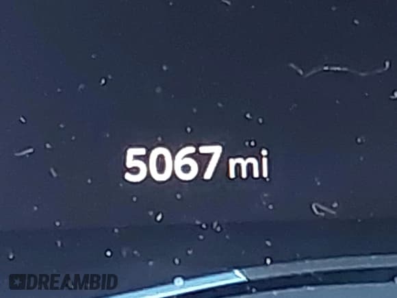 ✅ 2024 Toyota Venza LE • VIN: JTEAAAAHXRJ172390 • Lot: 41316898. Wystawiony na IAAI z przebiegiem 5 067 mil. Bezpłatny archiwum sprzedaży aukcyjnych z USA i szczegółowy raport historii pojazdu na DreamBid. Zdjęcie 16.