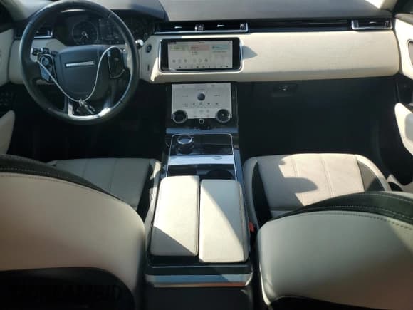 ✅ 2018 Land Rover Range Rover Velar S • VIN: SALYB2RX3JA708031 • Lot: 67622285. Listed on Copart with 33,299 mi. Free auction sales archive from the USA and detailed vehicle history report at DreamBid. Image 8.
