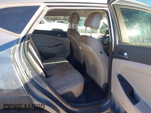 ✅ 2016 Hyundai Tucson Limited • VIN: KM8J33A28GU047806 • Лот: 43693912. Опубликован ранее на IAAI с пробегом Не указан. Бесплатный доступ к архиву аукционных продаж из США и подробный отчёт об истории автомобиля на DreamBid. Изображение 8.