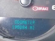 ✅ 2011 Chevrolet Silverado 1500 LS • VIN: 3GCPCREA5BG408018 • Lot: 43217341. Wystawiony na IAAI z przebiegiem 190 884 mil. Bezpłatny archiwum sprzedaży aukcyjnych z USA i szczegółowy raport historii pojazdu na DreamBid. Zdjęcie 15.