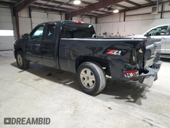 ✅ 2013 Chevrolet Silverado 1500 LT • VIN: 1GCRKSE73DZ390435 • Lot: 81730703. Listed on Copart with 183,116 mi. Free auction sales archive from the USA and detailed vehicle history report at DreamBid. Image 2.