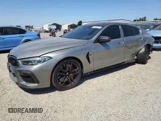 ✅ 2021 BMW M8 Competition • VIN: WBSGV0C03MCF25713 • Lot: 72100675. Wystawiony na Copart z przebiegiem 45 721 mil. Bezpłatny archiwum sprzedaży aukcyjnych z USA i szczegółowy raport historii pojazdu na DreamBid. Zdjęcie 1.