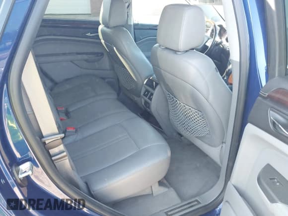 ✅ 2012 Cadillac SRX Luxury Collection • VIN: 3GYFNAE30CS532716 • Lot: 43214230. Wystawiony na IAAI z przebiegiem 144 021 mil. Bezpłatny archiwum sprzedaży aukcyjnych z USA i szczegółowy raport historii pojazdu na DreamBid. Zdjęcie 8.