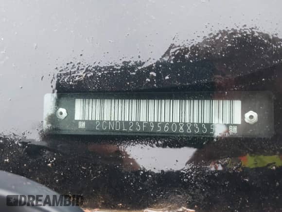 ✅ 2005 Chevrolet Equinox LS • VIN: 2CNDL23F956088335 • Lot: 43530406. Wystawiony na IAAI z przebiegiem 210 392 mil. Bezpłatny archiwum sprzedaży aukcyjnych z USA i szczegółowy raport historii pojazdu na DreamBid. Zdjęcie 9.