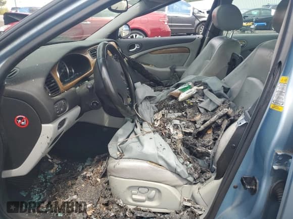 ✅ 2005 Jaguar S-Type • VIN: SAJWA03V751N24683 • Lot: 64570785. Listed on Copart with Not provided. Free auction sales archive from the USA and detailed vehicle history report at DreamBid. Image 7.