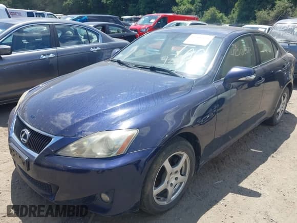 ✅ 2011 Lexus IS 250 • VIN: JTHCF5C20B5049547 • Lot: 42506878. Listed on IAAI with 175,754 mi. Free auction sales archive from the USA and detailed vehicle history report at DreamBid. Image 2.