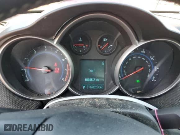 2011 Chevrolet Cruze 2LT with VIN 1G1PG5S9XB7103643, listed as a Copart auction lot 81158535 with 174,032 mi miles and Clean title. Bid and sale history available at DreamBid. Image 9.