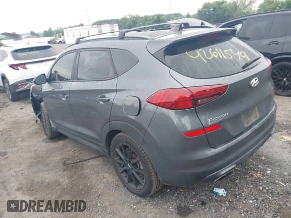2019 Hyundai Tucson SEL z VIN KM8J33AL3KU965500, wystawiony jako IAAI lot #42611549 z przebiegiem 104 688 mil mil oraz . Historia ofert i sprzedaży dostępna na DreamBid. Obrazek 3.