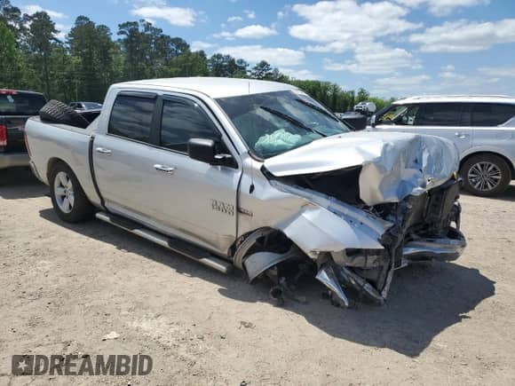 2017 Ram 1500 SLT с VIN 1C6RR7LTXHS777272, выставлен на аукционе Copart как лот 53110495 с пробегом Не указан миль и Списание • Salvage title. История ставок и продаж доступна на DreamBid. Изображение 4.