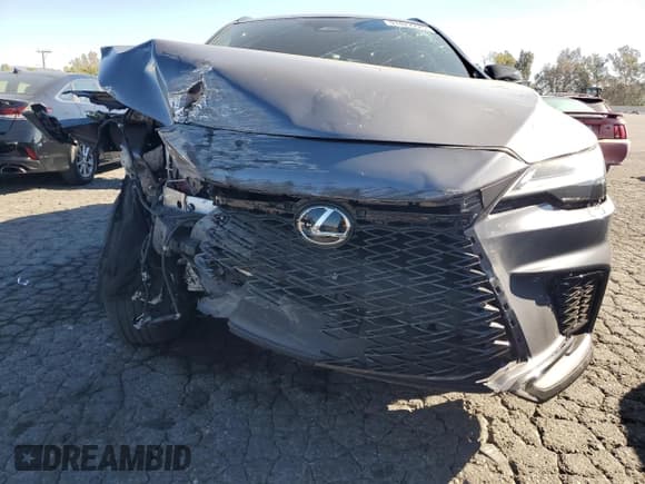 ✅ 2023 Lexus RX 500h F Sport Performance • VIN: 2T2BCMEA8PC002096 • Lot: 91427225. Wystawiony na Copart z przebiegiem 33 508 mil. Bezpłatny archiwum sprzedaży aukcyjnych z USA i szczegółowy raport historii pojazdu na DreamBid. Zdjęcie 5.