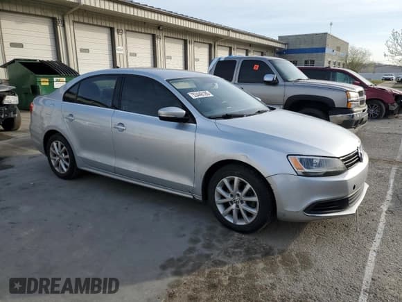 ✅ 2013 Volkswagen Jetta SE • VIN: 3VWDP7AJ1DM251929 • Lot: 53448185. Listed on Copart with 272,882 mi. Free auction sales archive from the USA and detailed vehicle history report at DreamBid. Image 4.