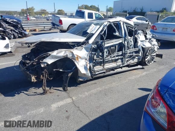 ✅ 2014 Infiniti Q50 Premium • VIN: JN1BV7AP3EM692353 • Lot: 43485818. Wystawiony na IAAI z przebiegiem Nie podano. Bezpłatny archiwum sprzedaży aukcyjnych z USA i szczegółowy raport historii pojazdu na DreamBid. Zdjęcie 2.