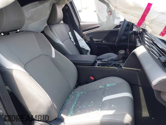 2025 Toyota Camry LE с VIN 4T1DAACK2SU118351, выставлен на аукционе IAAI как лот 42477857 с пробегом 4 433 миль миль и . История ставок и продаж доступна на DreamBid. Изображение 5.