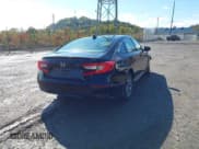 ✅ 2018 Honda Accord EX • VIN: 1HGCV1F41JA077486 • Lot: 43477658. Wystawiony na IAAI z przebiegiem 69 256 mil. Bezpłatny archiwum sprzedaży aukcyjnych z USA i szczegółowy raport historii pojazdu na DreamBid. Zdjęcie 4.