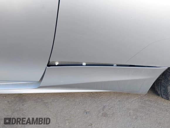 ✅ 2017 Infiniti Q60 Premium • VIN: JN1CV7EK8HM110836 • Lot: 41656883. Listed on IAAI with 66,943 mi. Free auction sales archive from the USA and detailed vehicle history report at DreamBid. Image 18.