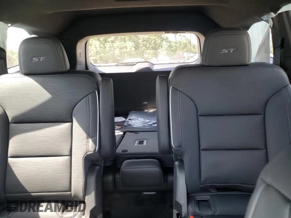 ✅ 2025 Buick Enclave Sport Touring • VIN: 5GAERBRSXSJ156508 • Lot: 56496745. Listed on Copart with Not provided. Free auction sales archive from the USA and detailed vehicle history report at DreamBid. Image 10.