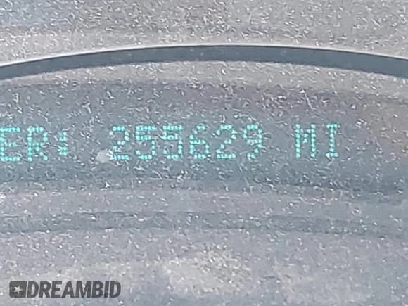 ✅ 2003 Chevrolet Suburban LS • VIN: 3GNEC16Z93G101439 • Лот: 40360593. Опубликован ранее на IAAI с пробегом 255 629 миль. Бесплатный доступ к архиву аукционных продаж из США и подробный отчёт об истории автомобиля на DreamBid. Изображение 16.