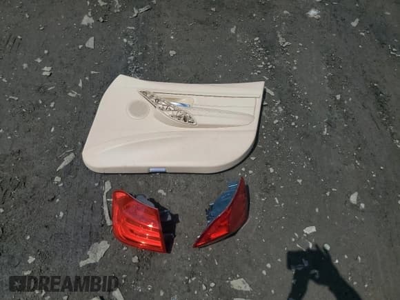 ✅ 2013 BMW 3 Series 328i xDrive • VIN: WBA3B5G58DNS02015 • Лот: 58586515. Опубликован ранее на Copart с пробегом 241 767 миль. Бесплатный доступ к архиву аукционных продаж из США и подробный отчёт об истории автомобиля на DreamBid. Изображение 12.