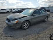 ✅ 2003 Ford Taurus SES Standard • VIN: 1FAFP55243A219299 • Лот: 81901315. Опубликован ранее на Copart с пробегом 268 531 миль. Бесплатный доступ к архиву аукционных продаж из США и подробный отчёт об истории автомобиля на DreamBid. Изображение 1.