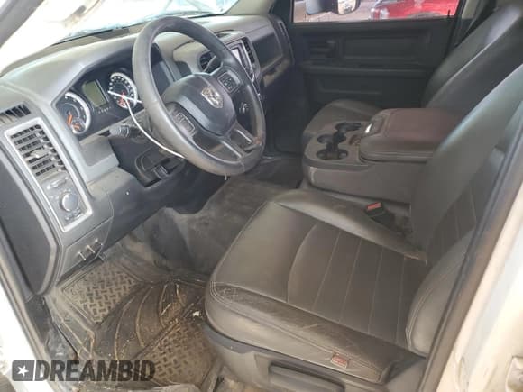 ✅ 2017 Ram 2500 Tradesman • VIN: 3C6TR5HT4HG772031 • Lot: 87301975. Wystawiony na Copart z przebiegiem 89 577 mil. Bezpłatny archiwum sprzedaży aukcyjnych z USA i szczegółowy raport historii pojazdu na DreamBid. Zdjęcie 7.