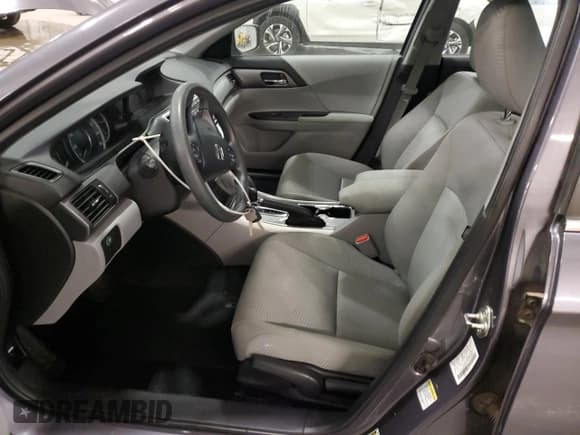 ✅ 2015 Honda Accord LX • VIN: 1HGCR2F38FA121654 • Lot: 87460225. Wystawiony na Copart z przebiegiem 149 864 mil. Bezpłatny archiwum sprzedaży aukcyjnych z USA i szczegółowy raport historii pojazdu na DreamBid. Zdjęcie 7.