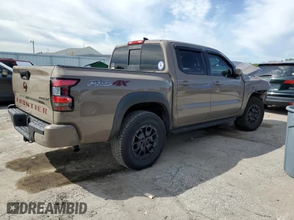 ✅ 2022 Nissan Frontier SV • VIN: 1N6ED1EKXNN605922 • Lot: 70353795. Listed on Copart with 39,264 mi. Free auction sales archive from the USA and detailed vehicle history report at DreamBid. Image 3.