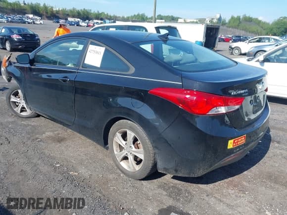 ✅ 2013 Hyundai Elantra SE • VIN: KMHDH6AE1DU020341 • Лот: 42753011. Опубликован ранее на IAAI с пробегом 123 415 миль. Бесплатный доступ к архиву аукционных продаж из США и подробный отчёт об истории автомобиля на DreamBid. Изображение 3.