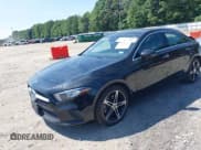 ✅ 2019 Mercedes-Benz A 220 • VIN: WDD3G4FB8KW021337 • Лот: 42628713. Опубликован ранее на IAAI с пробегом 52 910 миль. Бесплатный доступ к архиву аукционных продаж из США и подробный отчёт об истории автомобиля на DreamBid. Изображение 2.