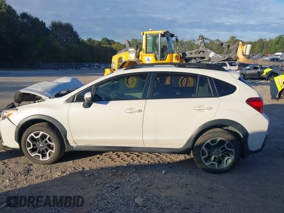 ✅ 2017 Subaru Crosstrek Limited • VIN: JF2GPANC6H8271775 • Лот: 43310175. Опубликован ранее на IAAI с пробегом 127 176 миль. Бесплатный доступ к архиву аукционных продаж из США и подробный отчёт об истории автомобиля на DreamBid. Изображение 13.